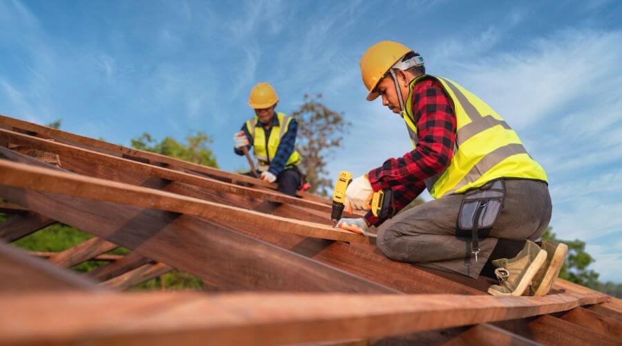 Professional Flat Roofing Installation services in Collins, MS